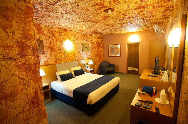 Coober pedy underground hotel