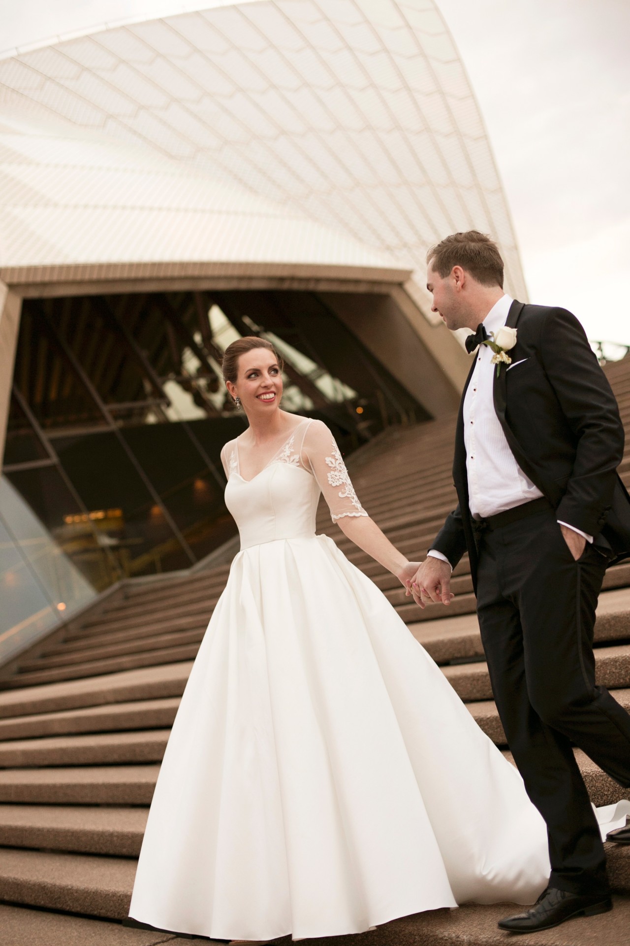 8 gorgeous Sydney Harbour weddings Patricia and Alex's guests felt like they were dancing on the city. Image: