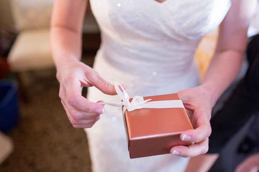 Wedding gifts for bride best sale from husband