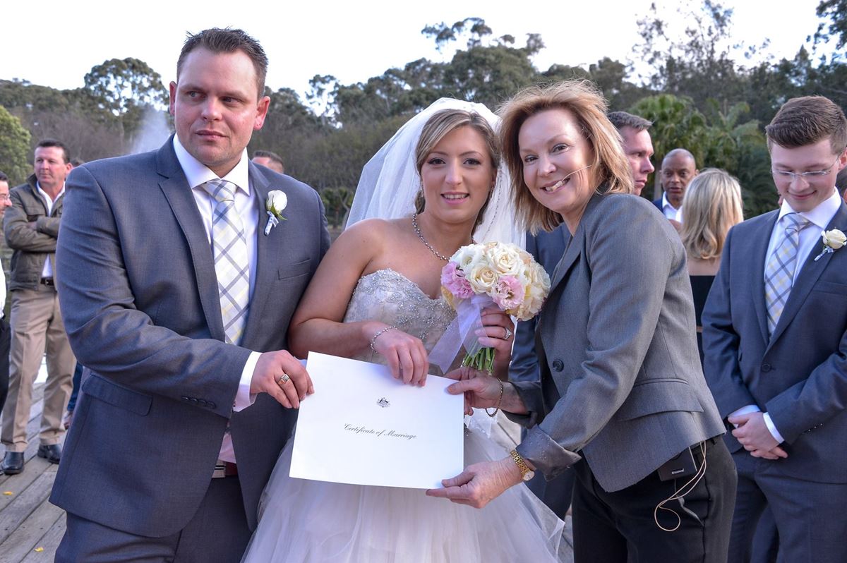 Top 60 marriage celebrants in Australia (by state) fiona dacombe marriage celebrant