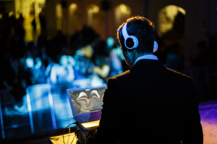 The essential guide to hiring a wedding DJ in 2019 iStock 478345362