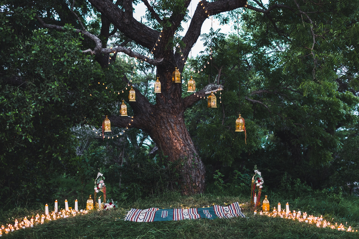 Wedding ceremony crashing - is it rude? Night wedding ceremony with lot of candles and vintage lamps