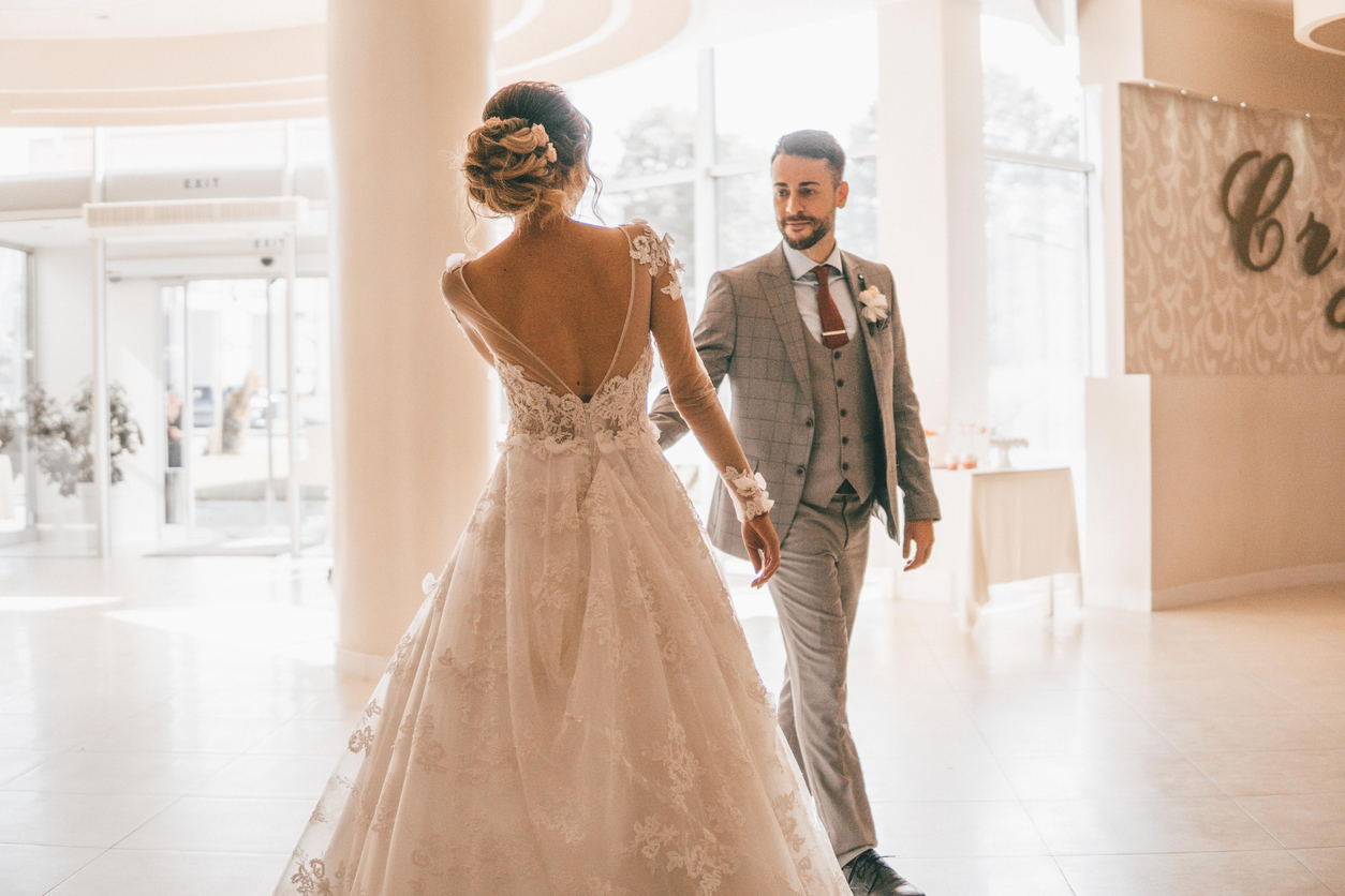 The essential guide to hiring a wedding DJ in 2019 iStock 868936590