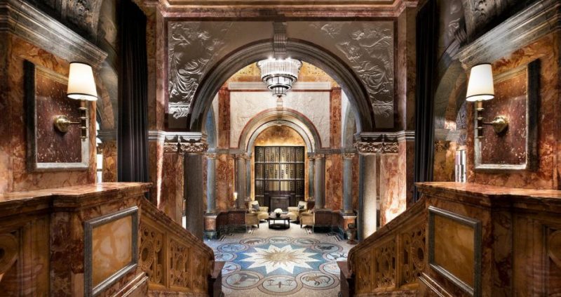 Kimpton Fitzroy London entrance hall