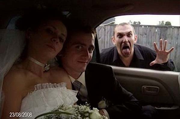 limo wedding photobomb