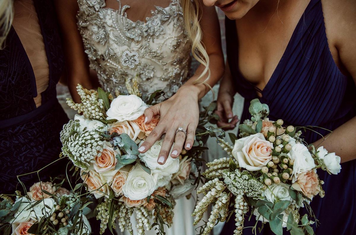 Editor's choice: Sydney wedding flowers that'll see your creativity blossom nieske plan with style, sydney wedding flowers