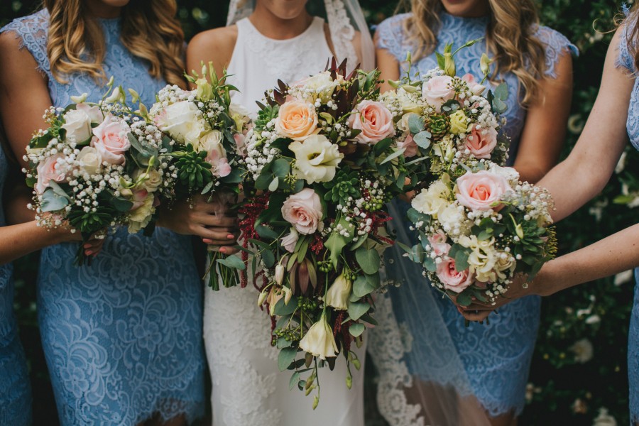 Currently trending: Oversized bouquets we adore oversized bouquets