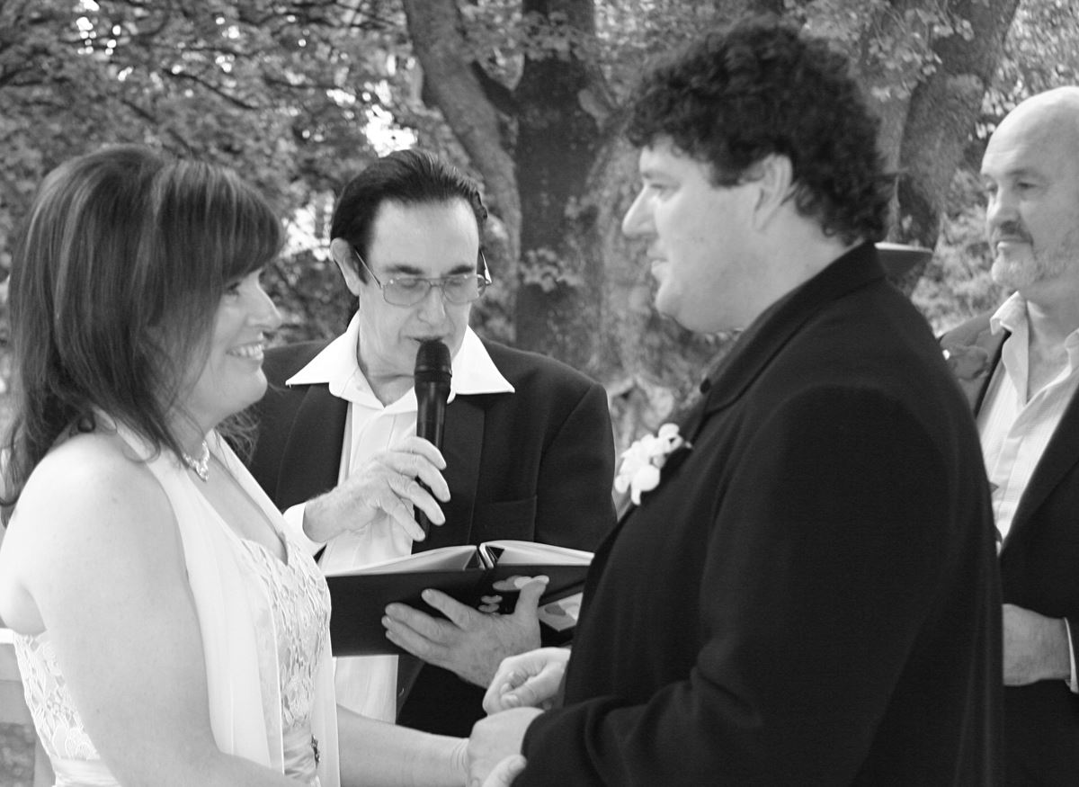 Top 60 marriage celebrants in Australia (by state) ron cruickshank marriage celebrants