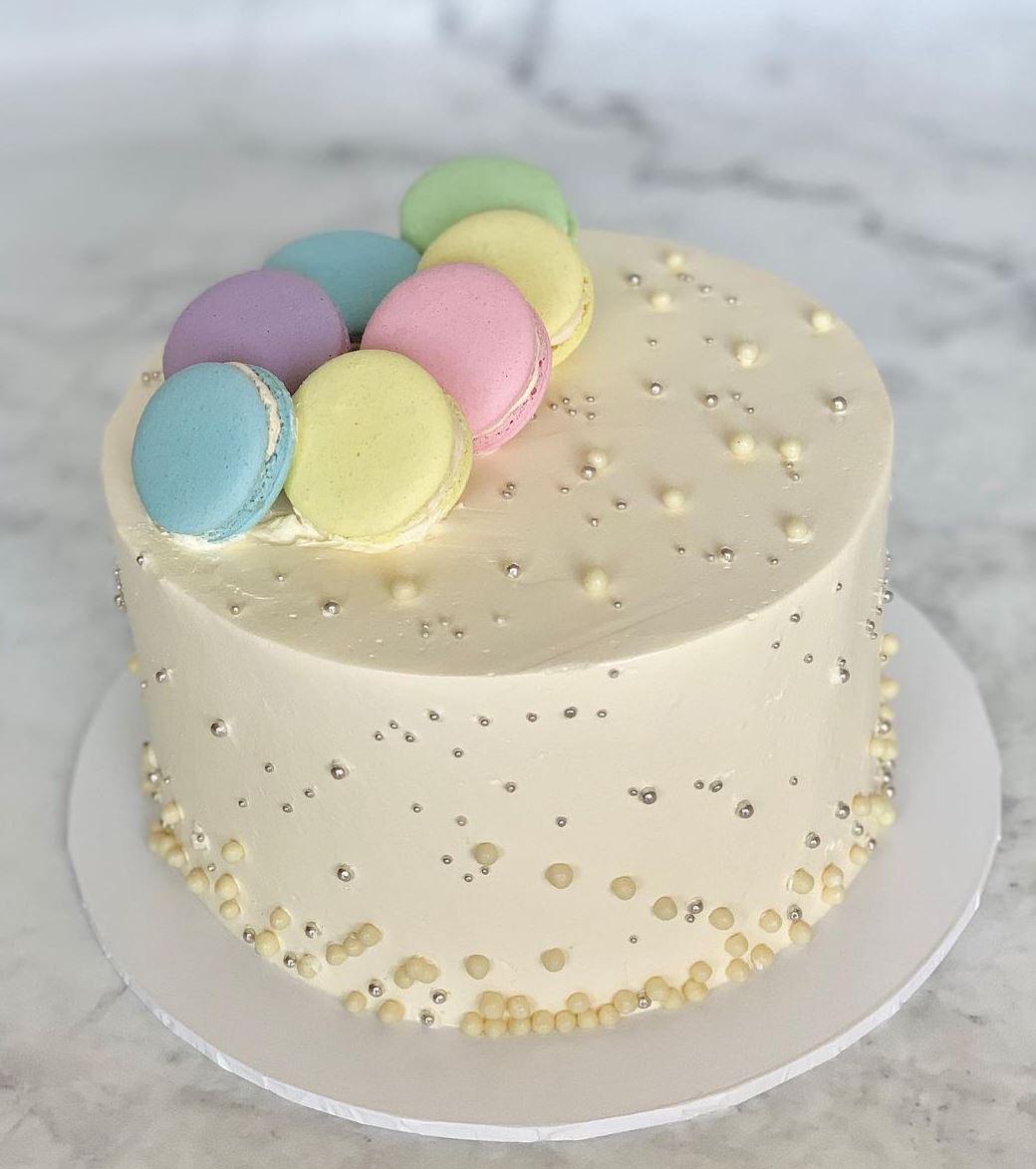 Super Simple Theme Cake