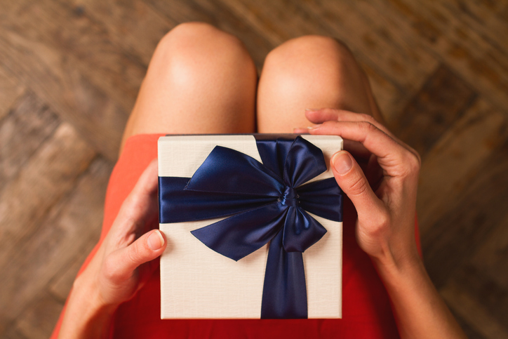 Gifts to exchange on your wedding day wedding day