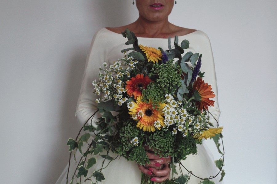 The perils of picking your wedding flowers at the end of your planning wedding flowers