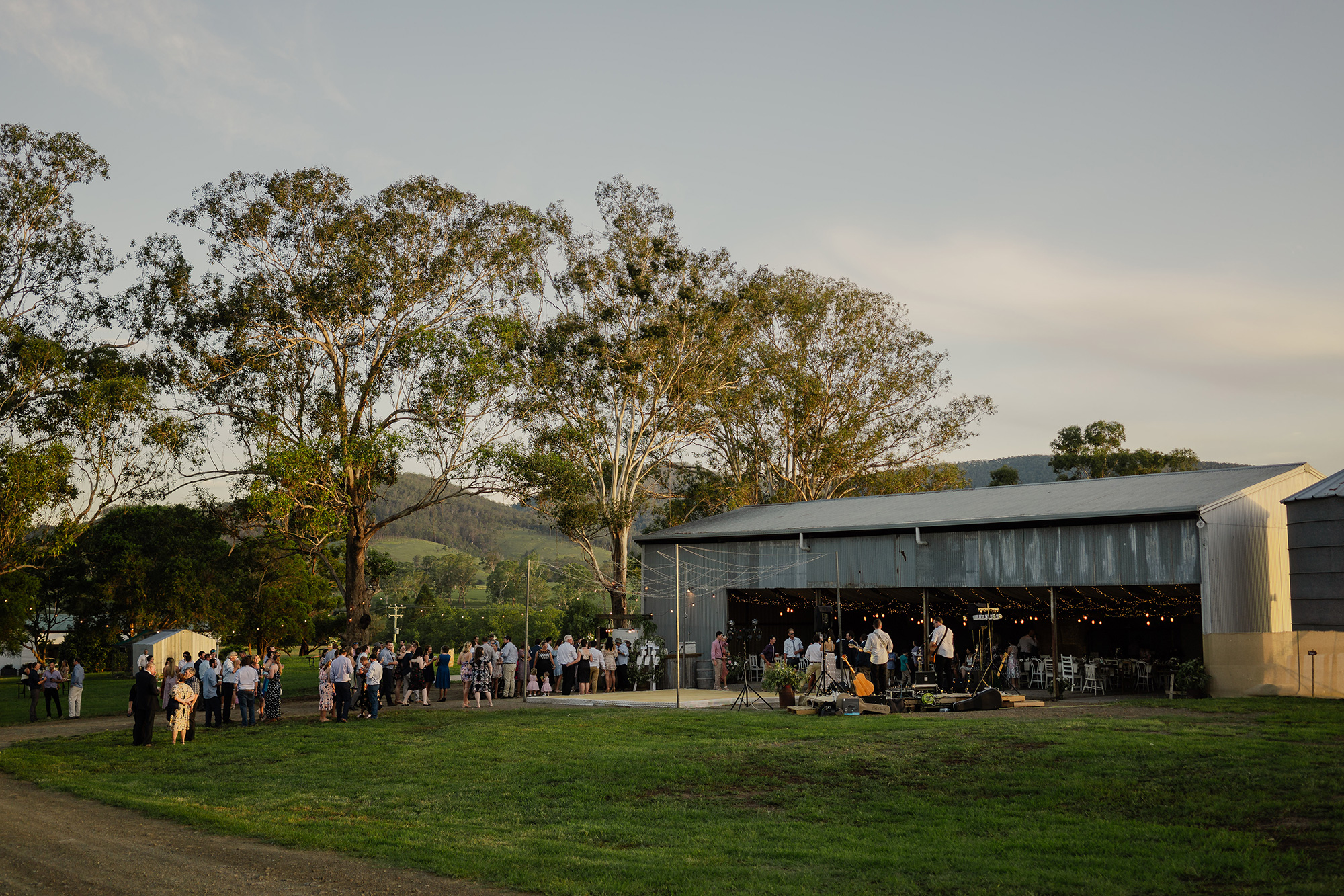 Ashleigh Adam Rustic Country Wedding Ben Howland 059