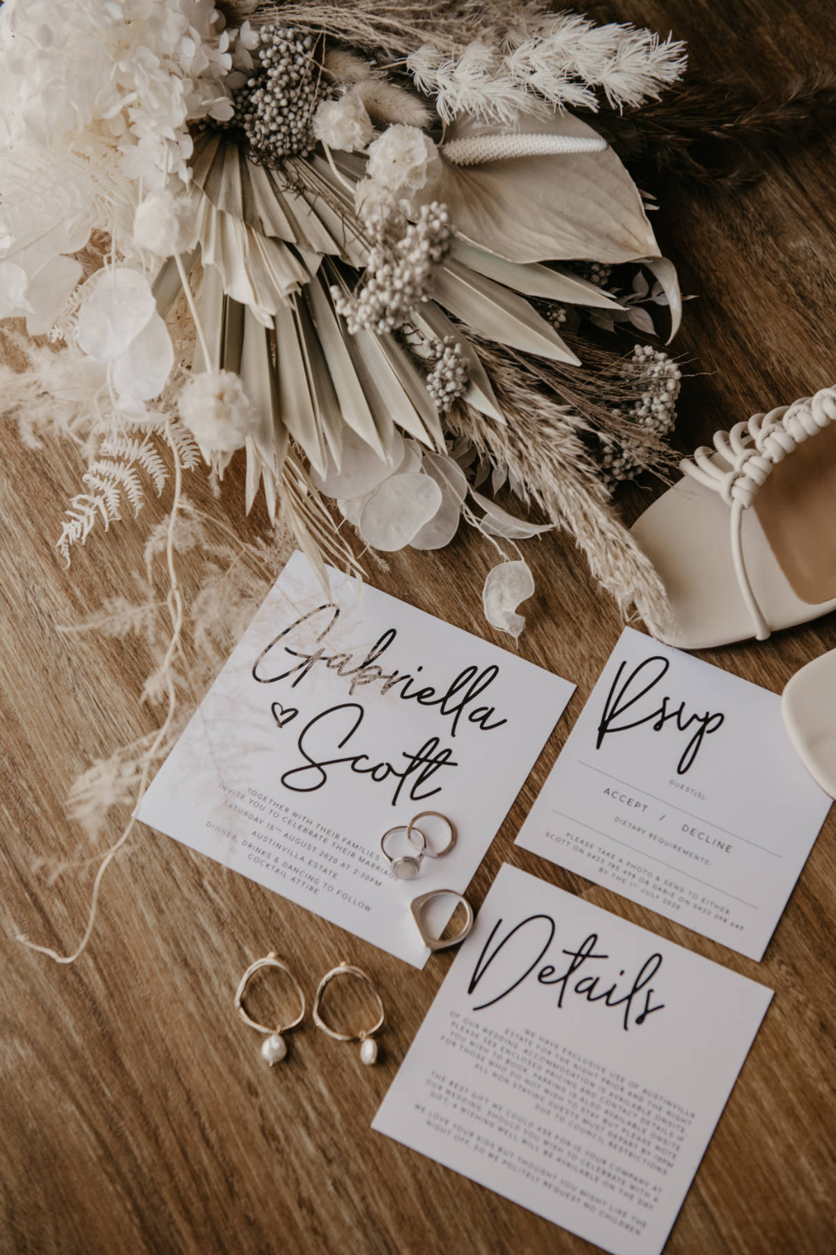 Austinvilla Estate Gold Coast wedding for Gabie and Scott by Commonstudios Photography. Boho rustic wedding QLD.