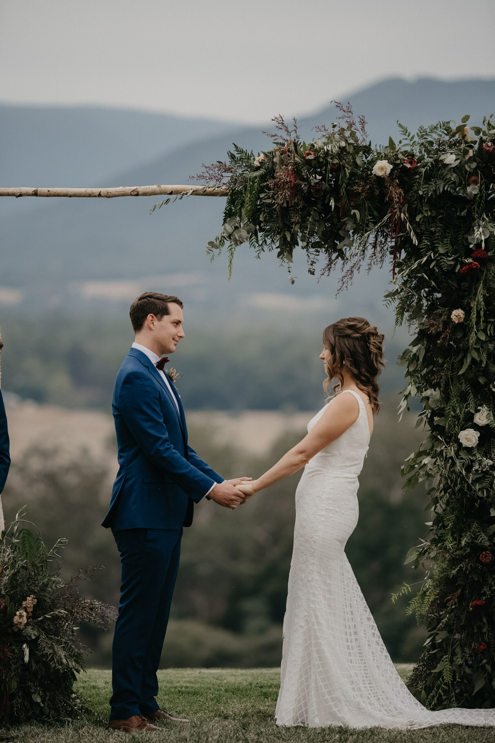 Bec Josh Modern Rustic Wedding Glass Slipper Photography SBS 026 scaled