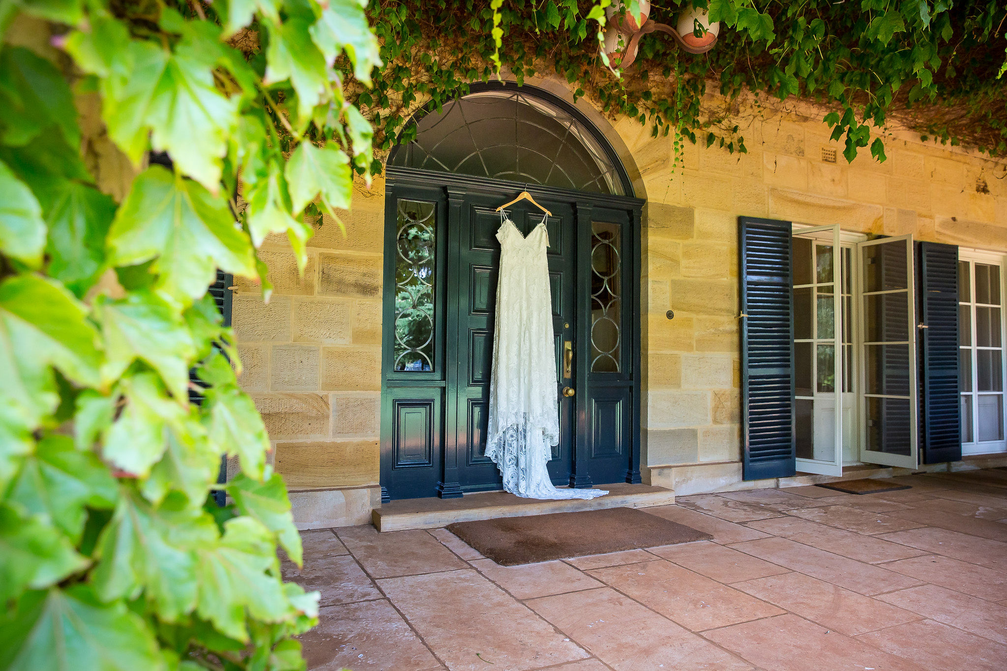 Elegant boho wedding at Bendooley Estate Southern Highlands. Photo by McKay Wedding Photography. Valentina+Matt