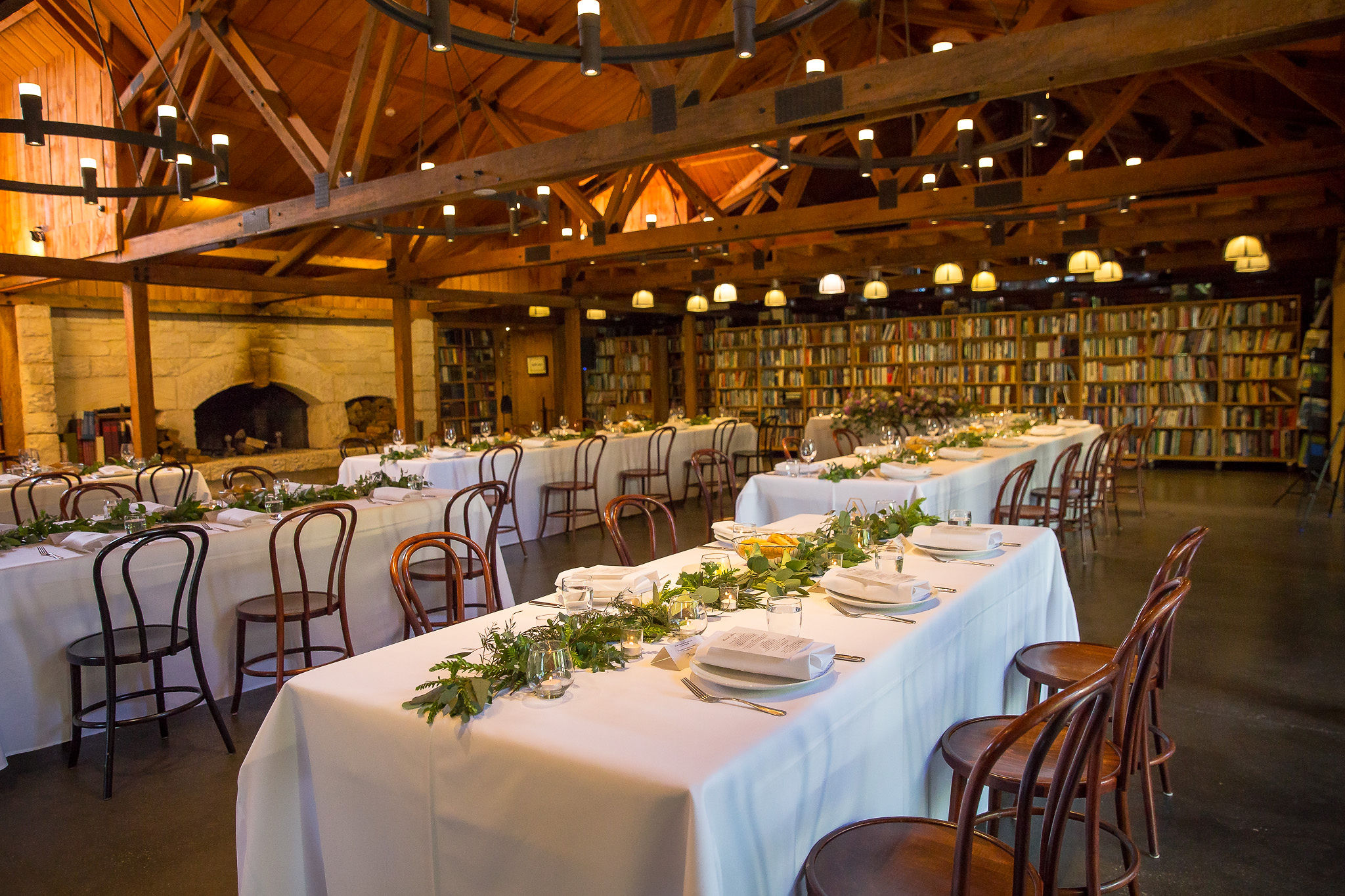 Elegant boho wedding at Bendooley Estate Southern Highlands. Photo by McKay Wedding Photography. Valentina+Matt