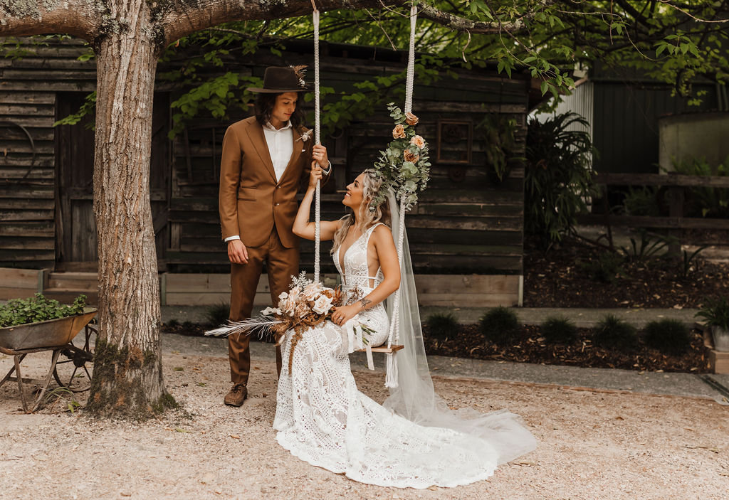 Rustic boho festival wedding inspiration at Log Cabin Ranch, Dandenong Ranges. Produced by Wild Heart Events, photographed by My Scandi Style Photography.