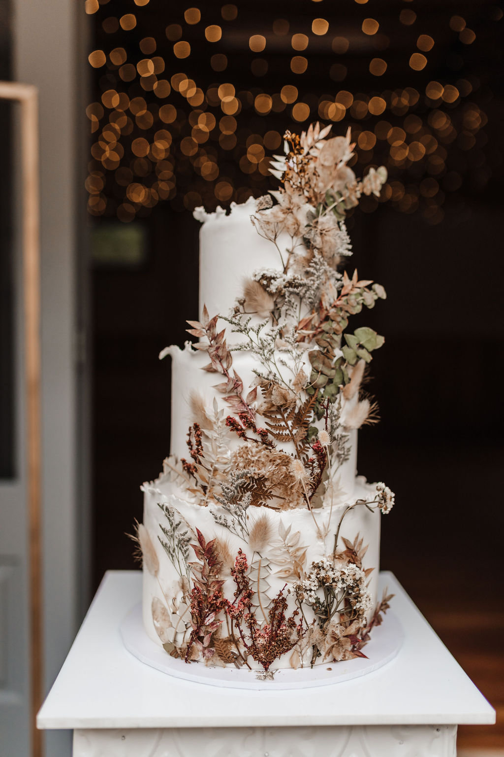 Rustic boho festival wedding inspiration at Log Cabin Ranch, Dandenong Ranges. Produced by Wild Heart Events, photographed by My Scandi Style Photography.