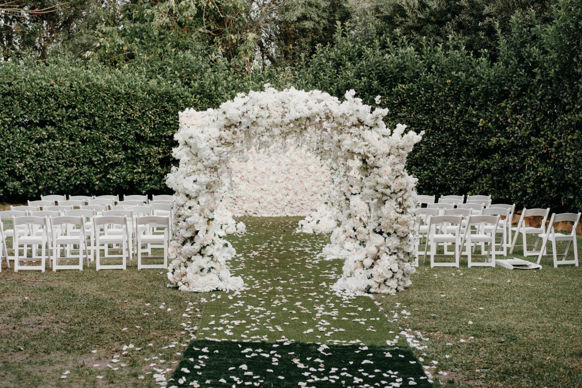 Burnham Grove Estate wedding in Camden, NSW for Marissa and Luke. Photographed by LIghtheart Films & Photography.