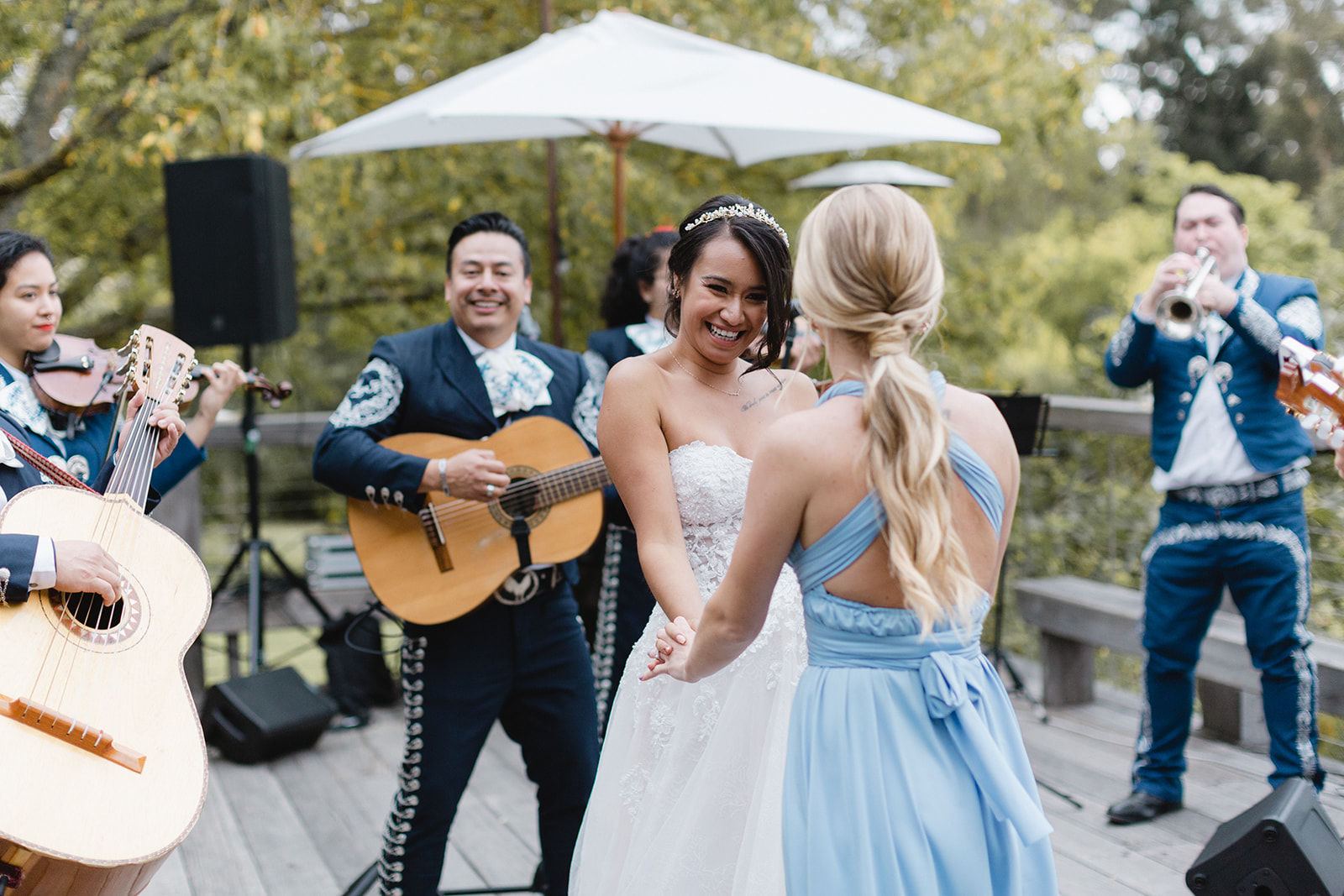 Romantic vintage wedding at Butterfly Red Hill for Evelin and Christian. Photos by Desfura Weddings.