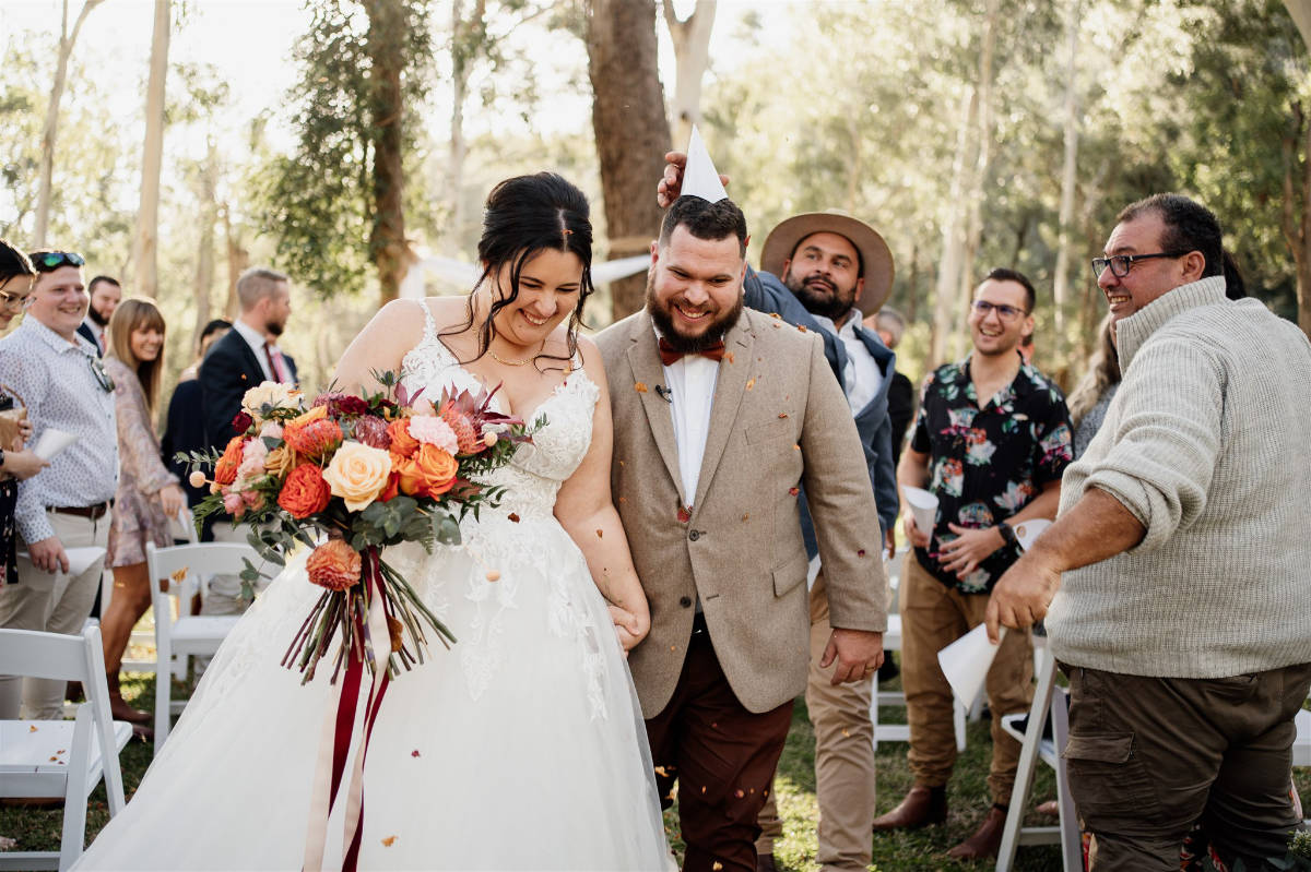 Modern rustic style at Tenayah and Josh's Gordon Country wedding in QLD, photographed by Sam Wyper Photography.