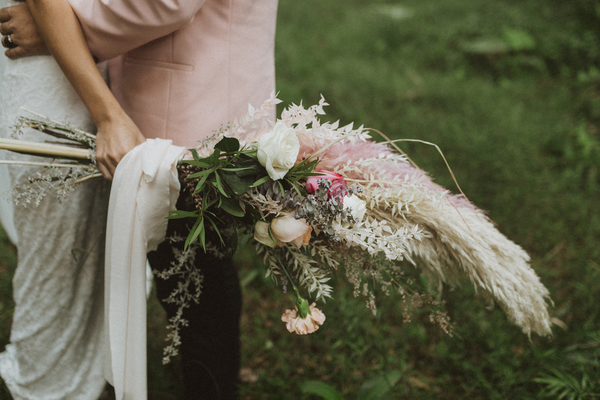 Jessica Todd Bohemian Wedding Liv Hettinga Photography FAV 035