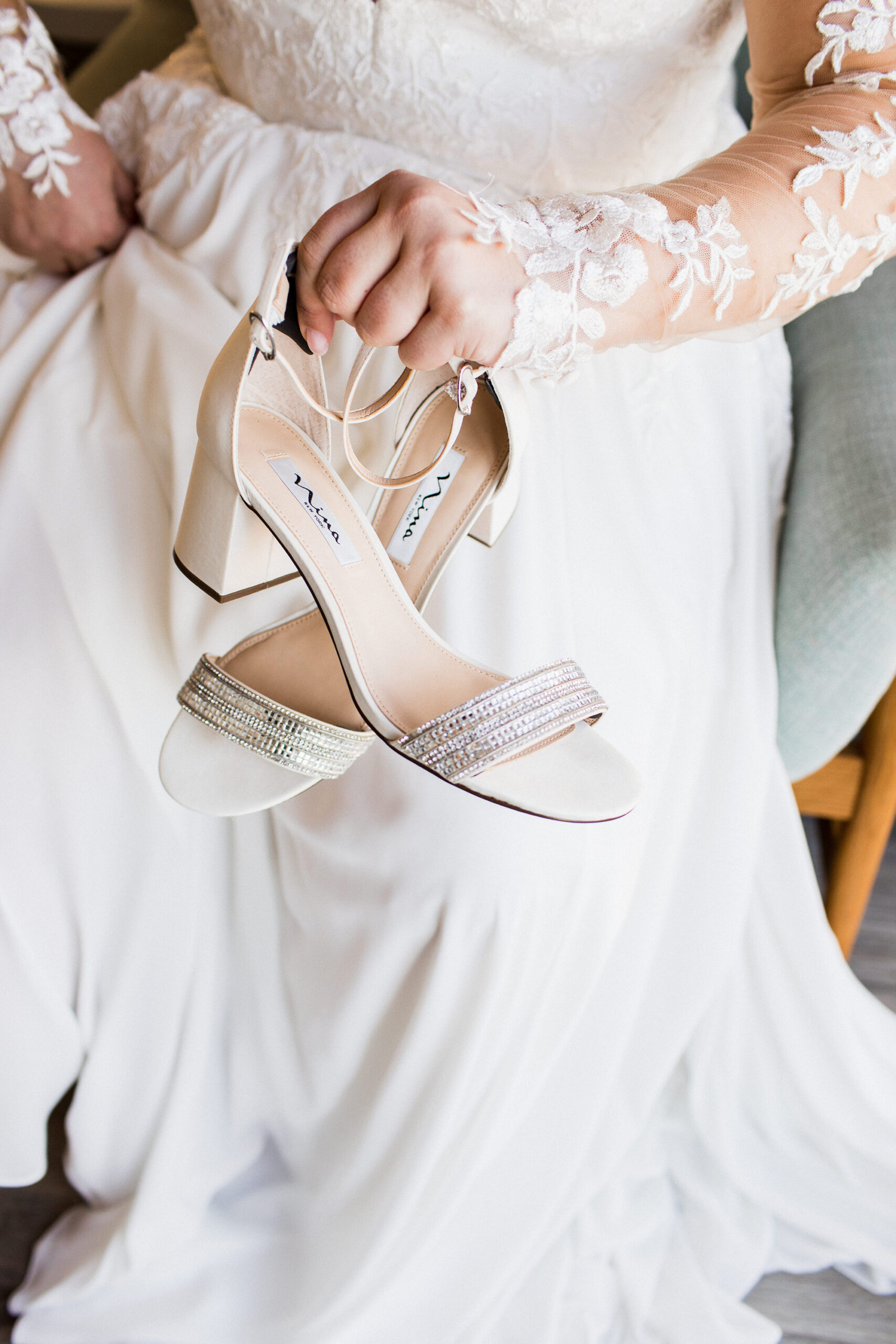 Beachy keen: Kate and Matthew's romantic wedding by the water | Easy ...