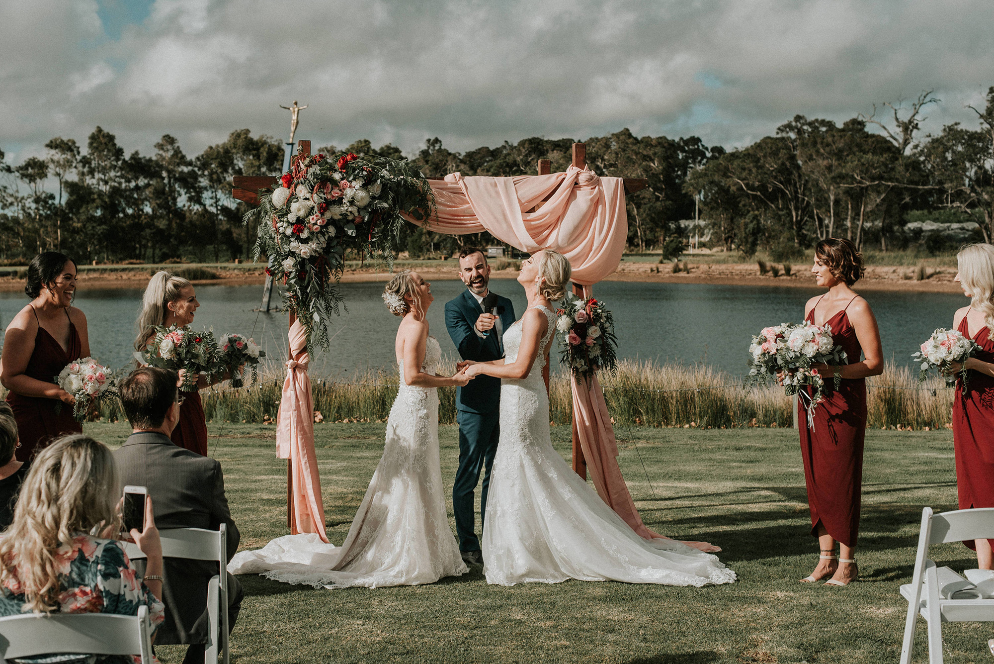 Lisa Vanessa Shannon Stent Images Rustic Relaxed Wedding 022