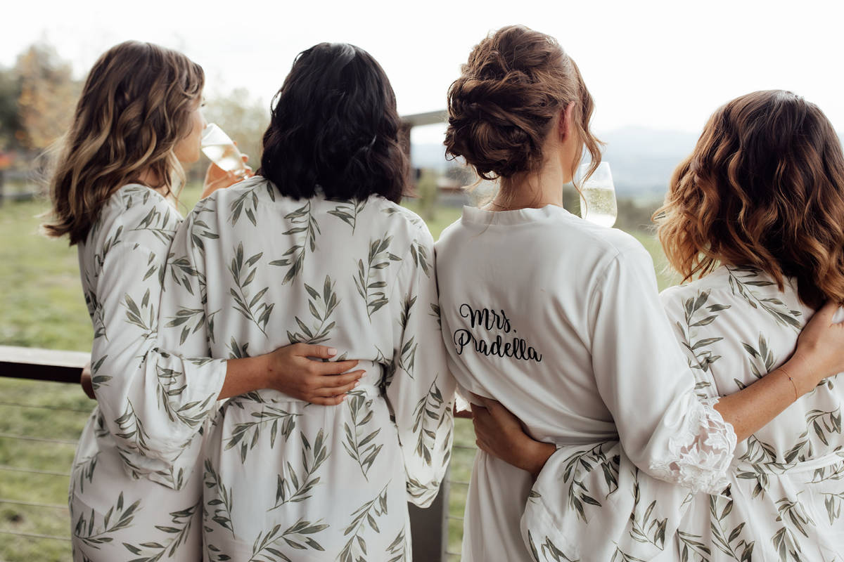 Classic Yarra Valley wedding for Ella and John at Stones. Photos by Fern & Stone Photography.