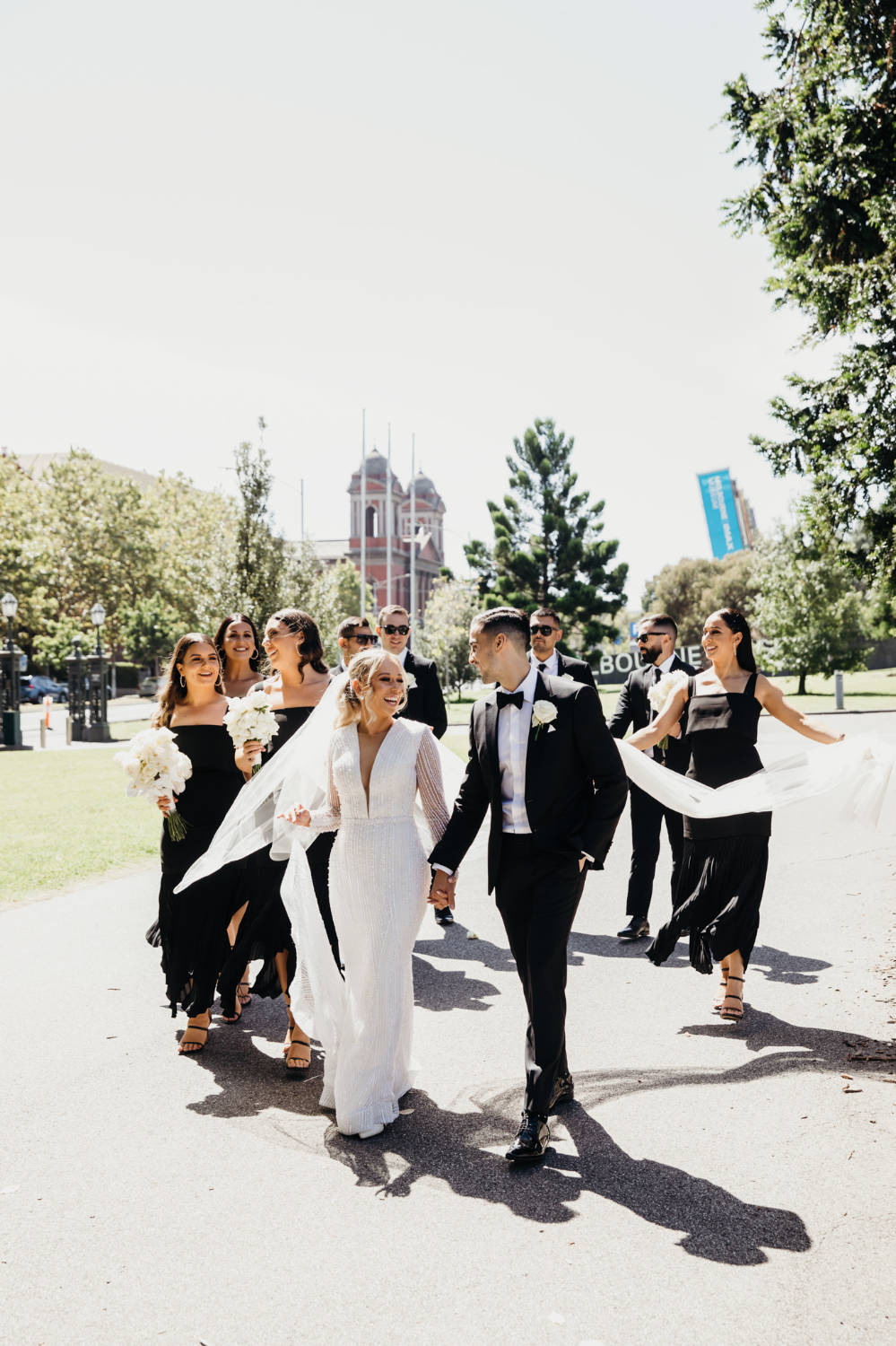 Modern elegant wedding at The Park Albert Park. Photos by T-One Image. Matara and Gavin.