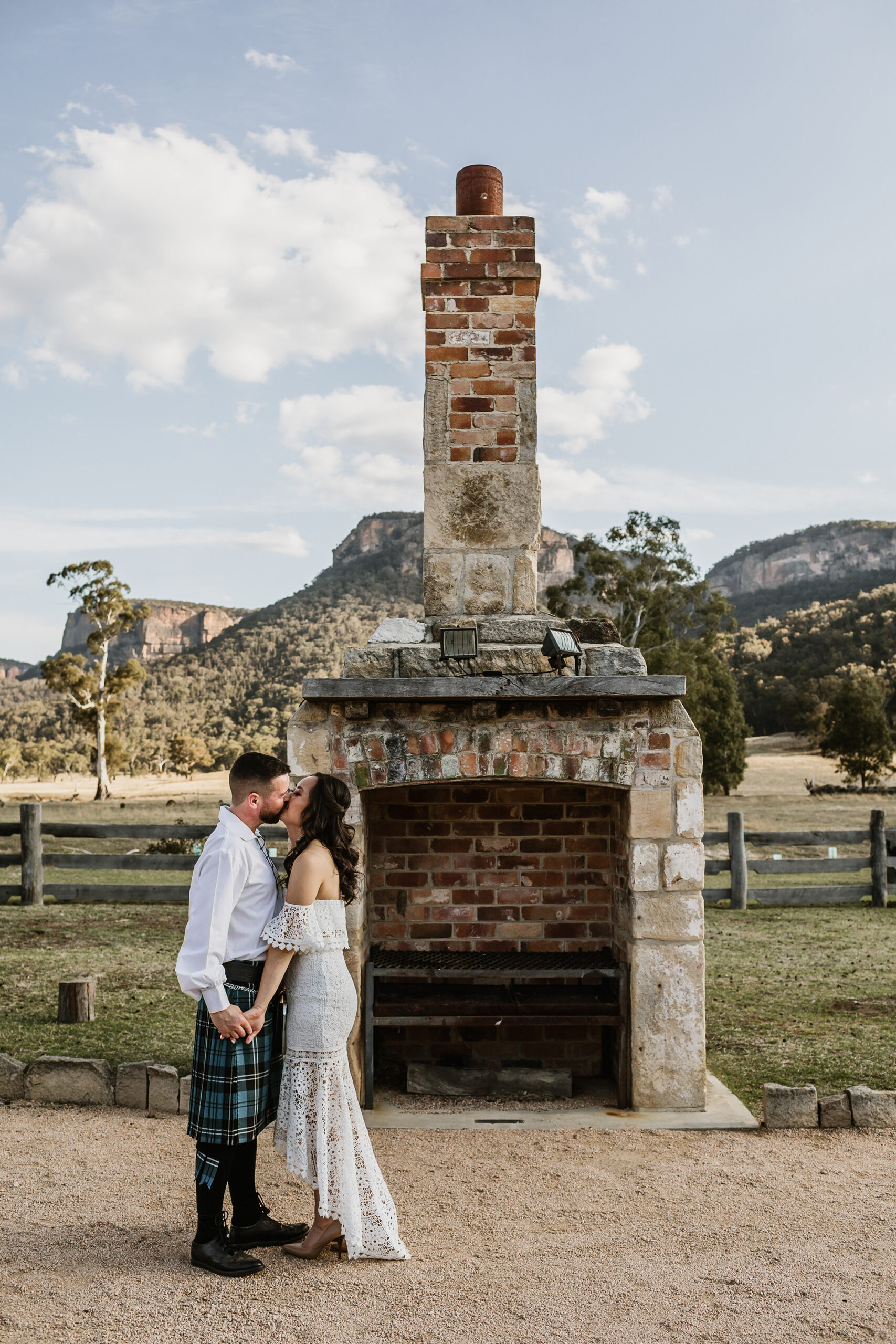 Yvonne Craig Bohemian Wedding Cavanagh Photography FAV 021 scaled