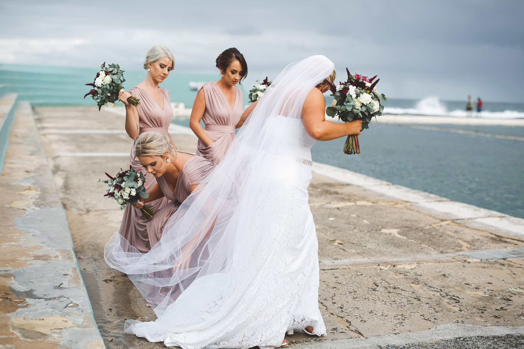 Abby_Dom_Elegant-Coastal-Wedding_035
