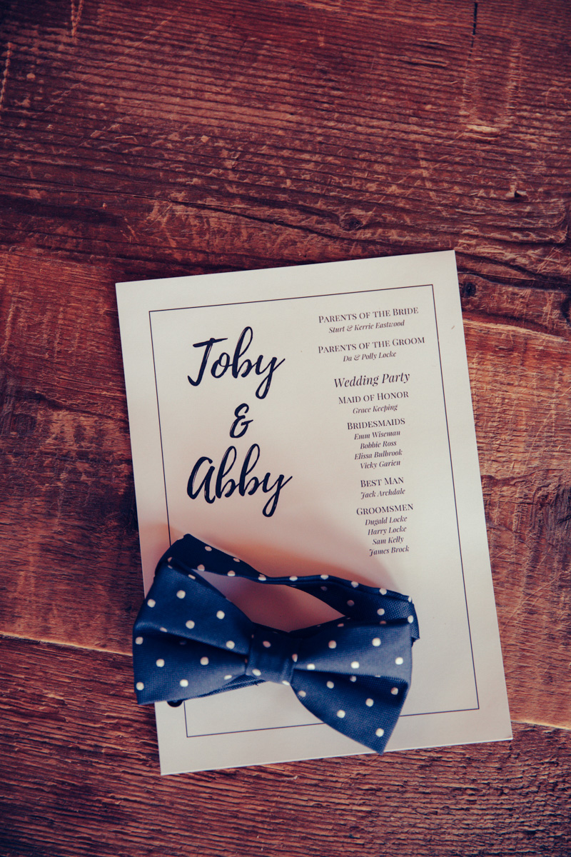 Abby_Toby_Elegant-Country-Wedding_Sarah-Moore-Photography_010