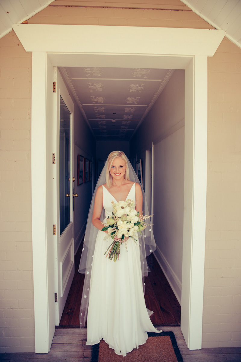 Abby_Toby_Elegant-Country-Wedding_Sarah-Moore-Photography_025