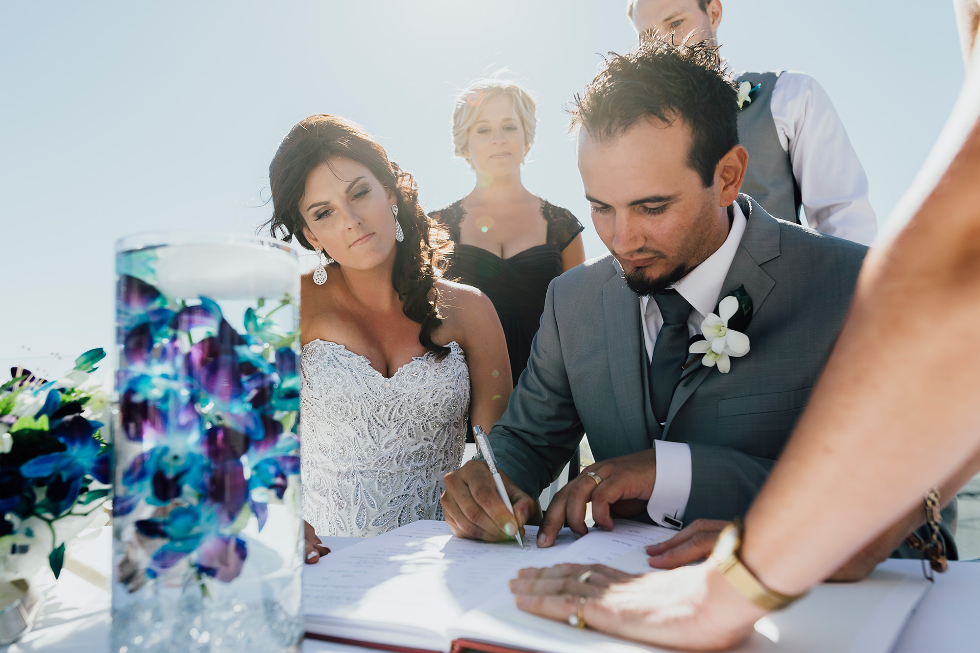 Alisha_Matt_Elegant-Beach-Wedding_015