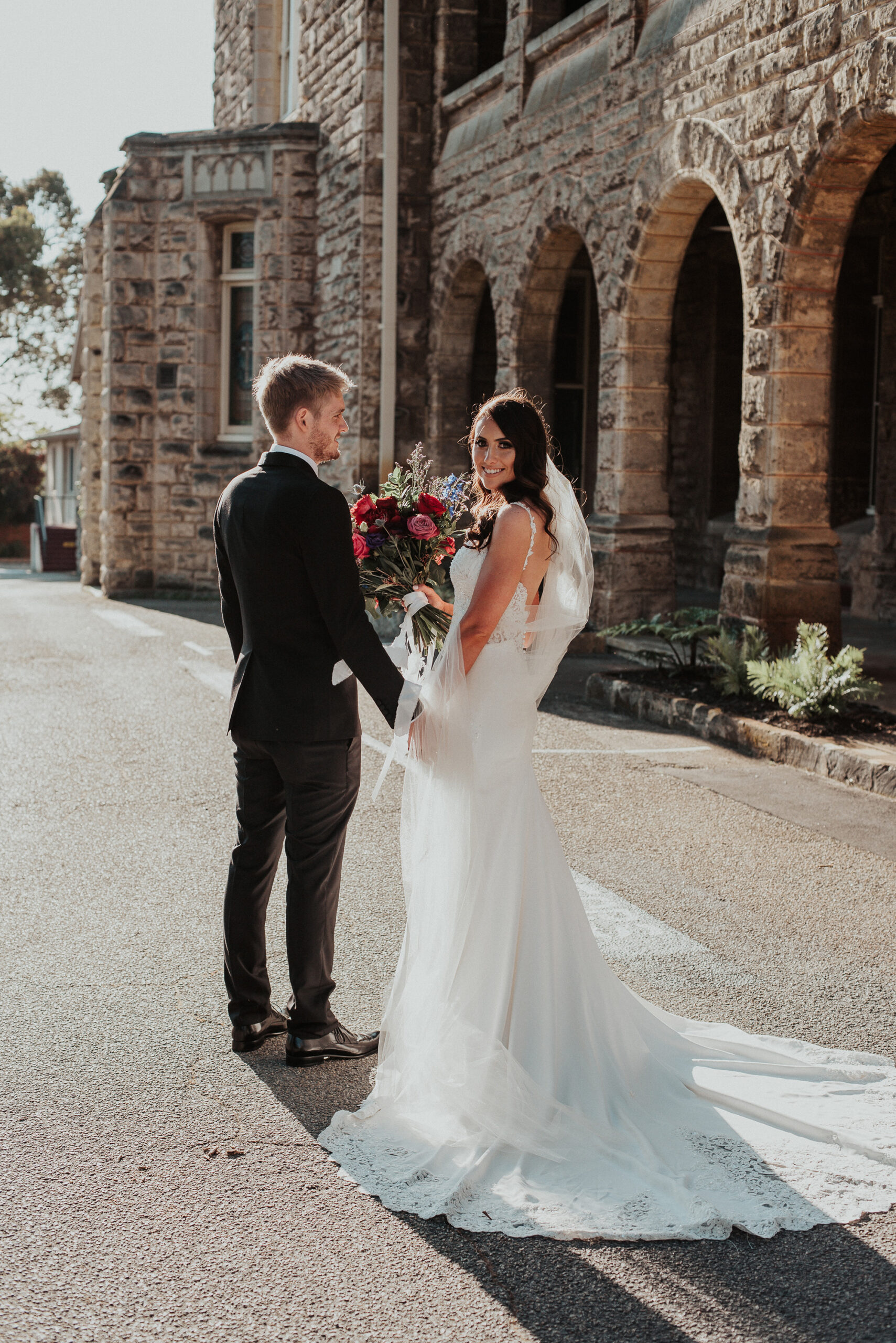 Alison_Eamonn_Elegant-Marquee-Wedding_028