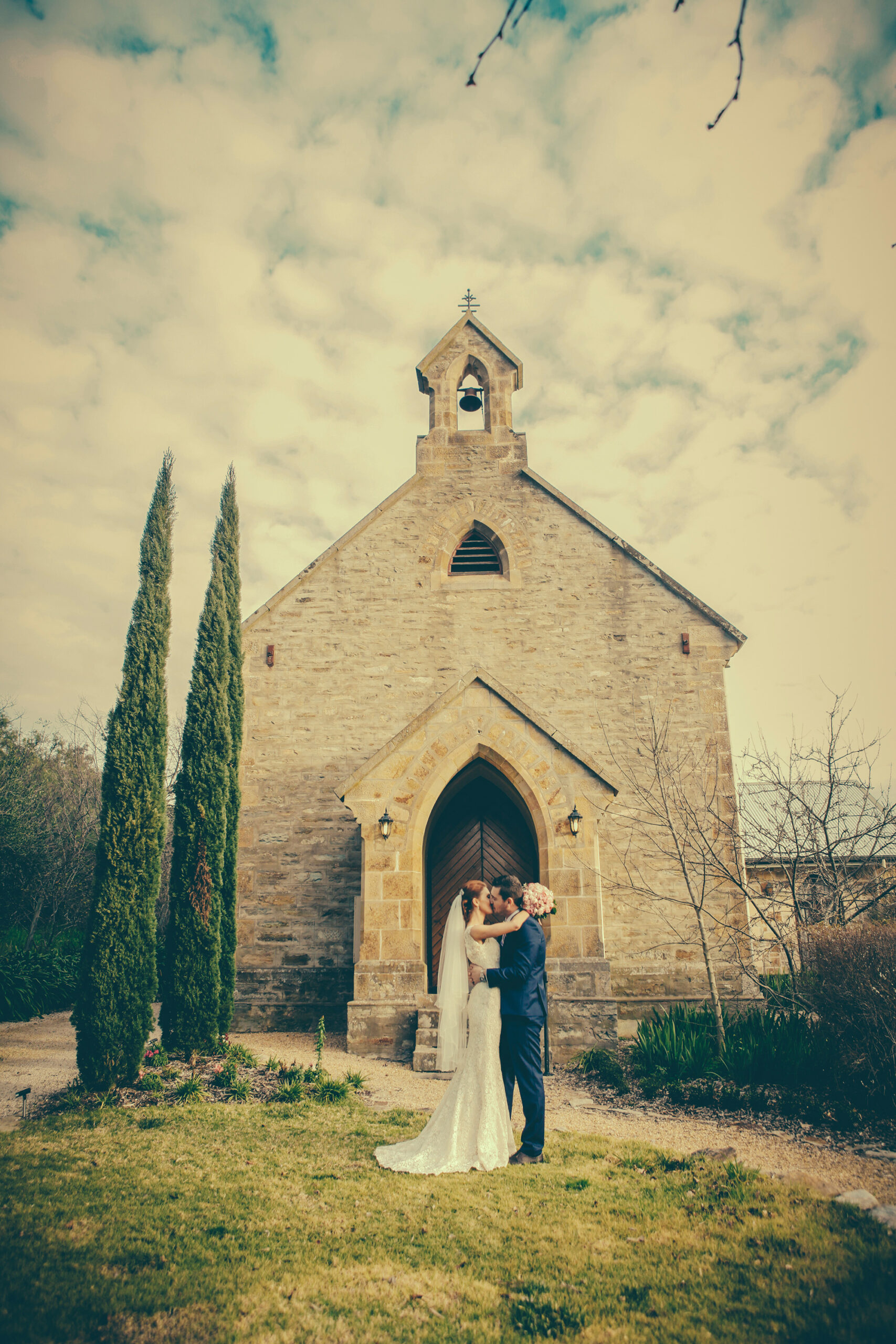 Alyse_Nikola_Vintage-Wedding_033