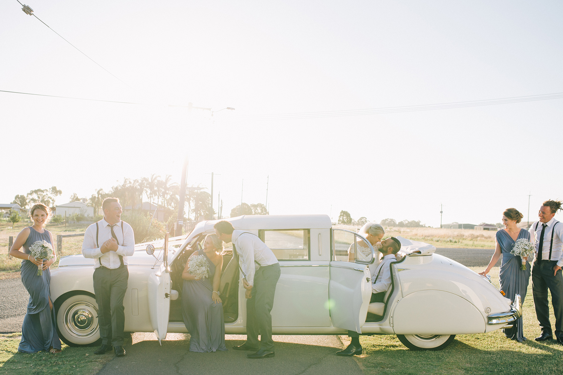 Amanda_Aaron_Modern-Vintage-Wedding_001