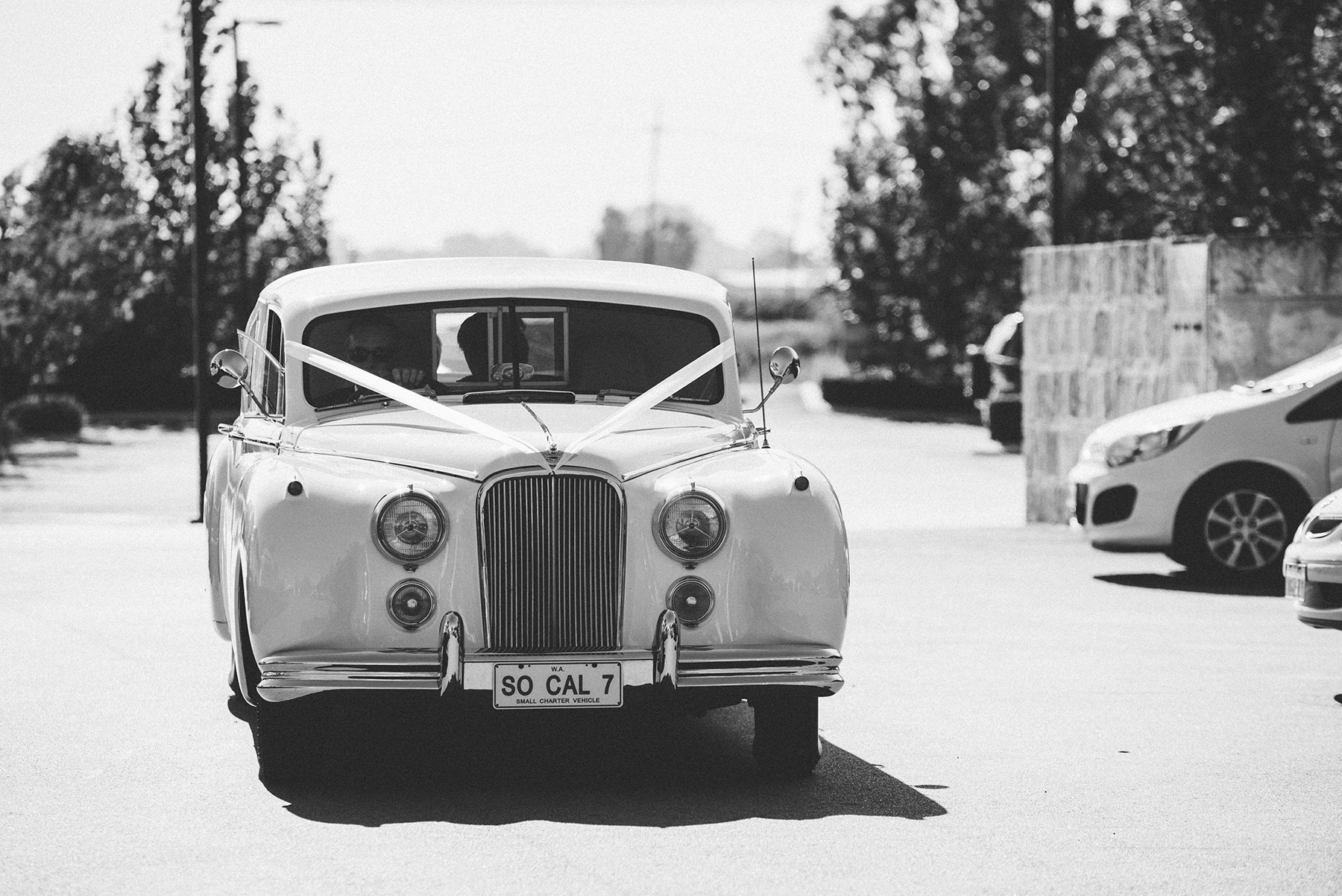 Amanda_Aaron_Modern-Vintage-Wedding_021