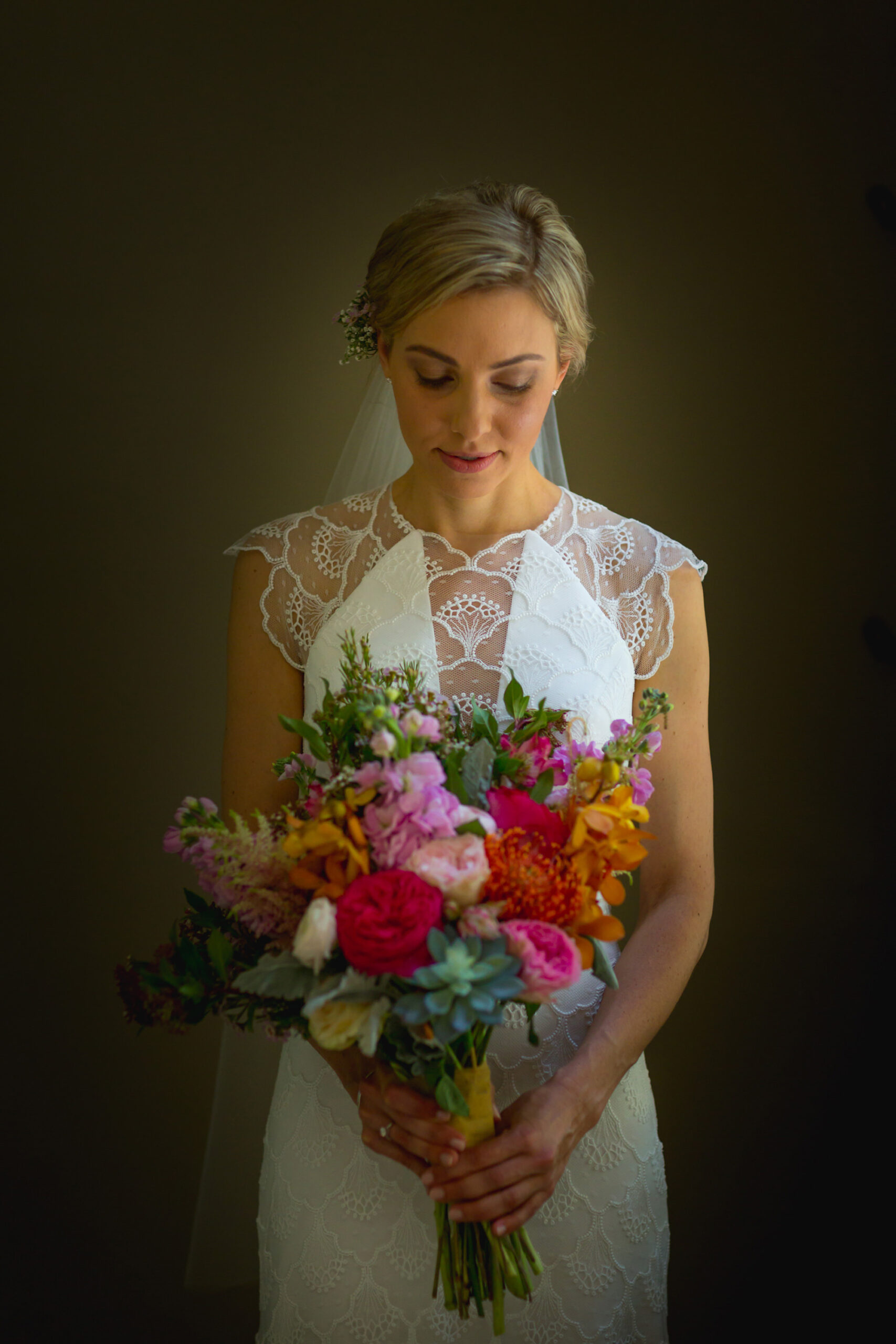 Amanda_Brendan_Modern-Tropical-Wedding_Blue-Sky-Photography_015