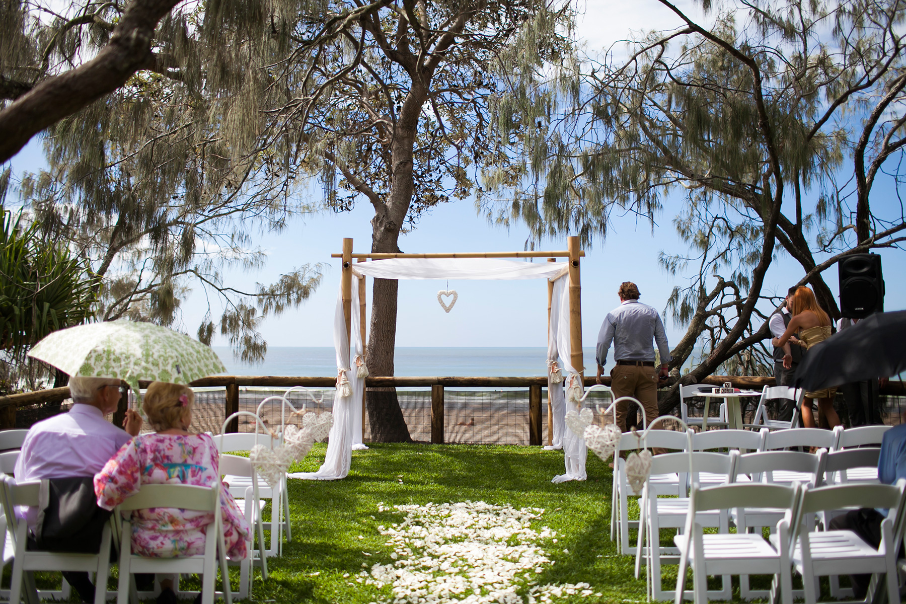 Amanda_Daniel_Beach-Wedding_018