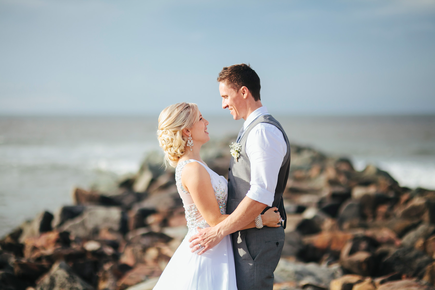 Amanda_Daniel_Beach-Wedding_040