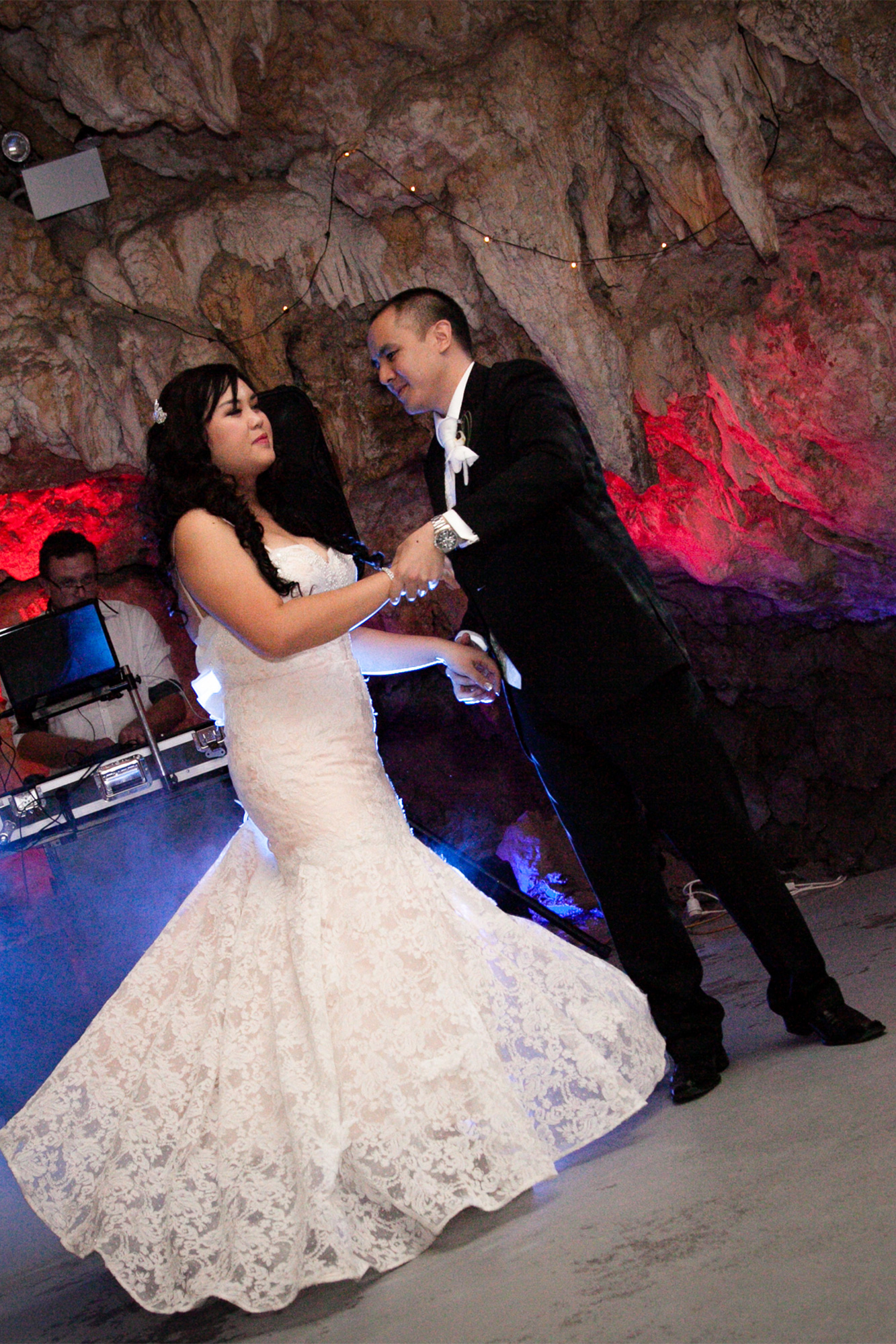 Amanda_Minh_Cave-Wedding_SBS_022
