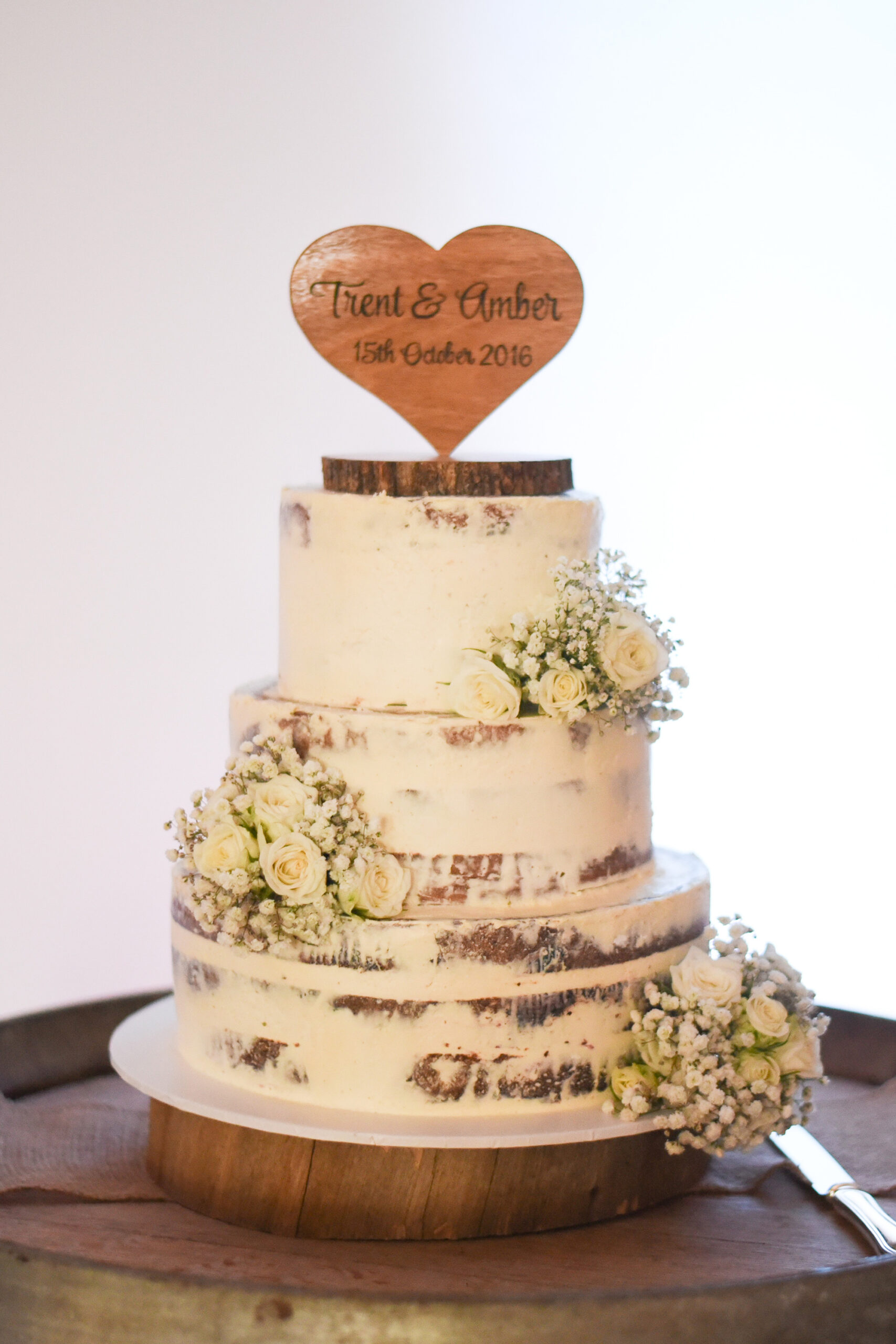 Amber_Trent_Rustic-Vintage-Wedding_SBS_033