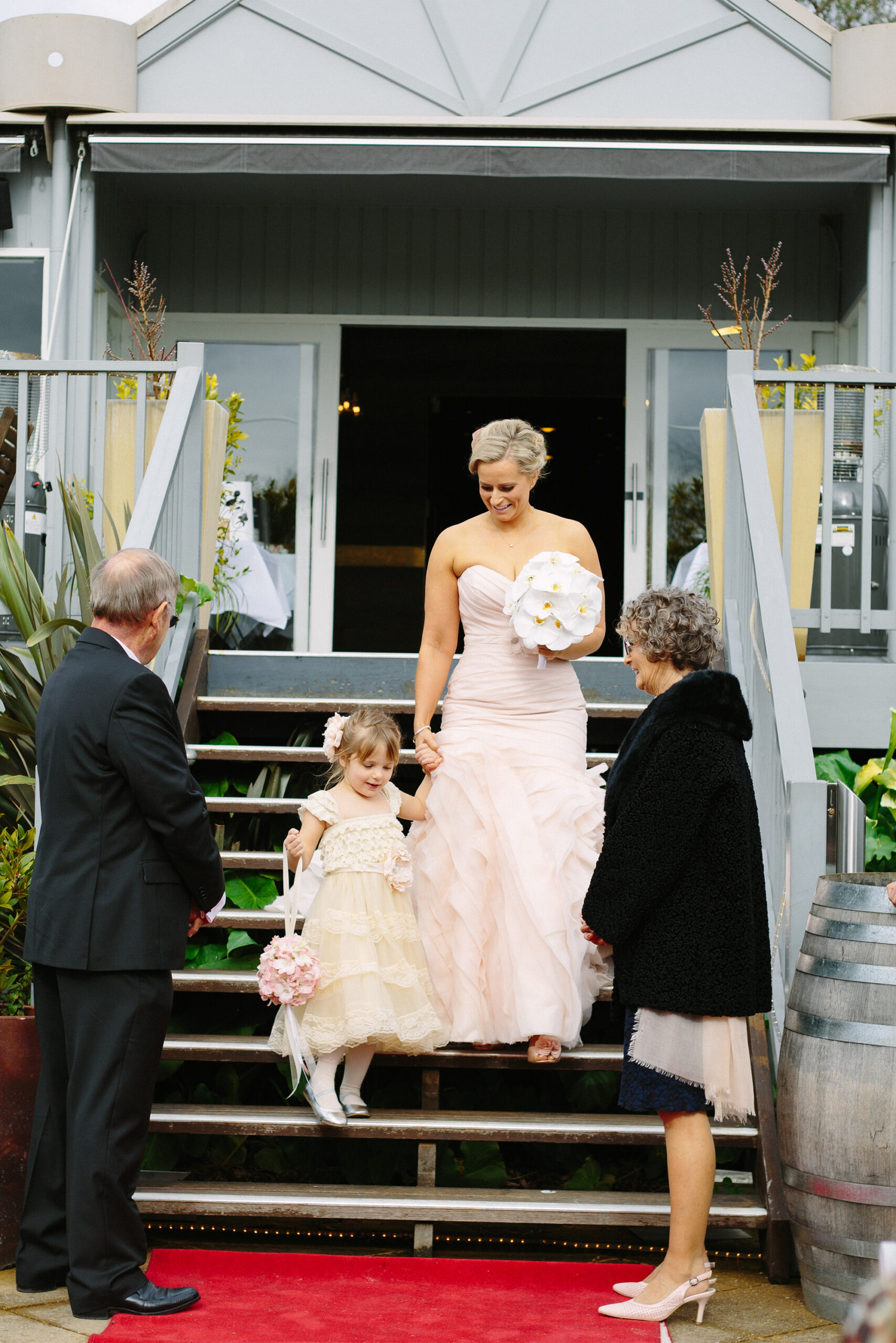 Amelia_Sam_Vineyard-Wedding_SBS_018