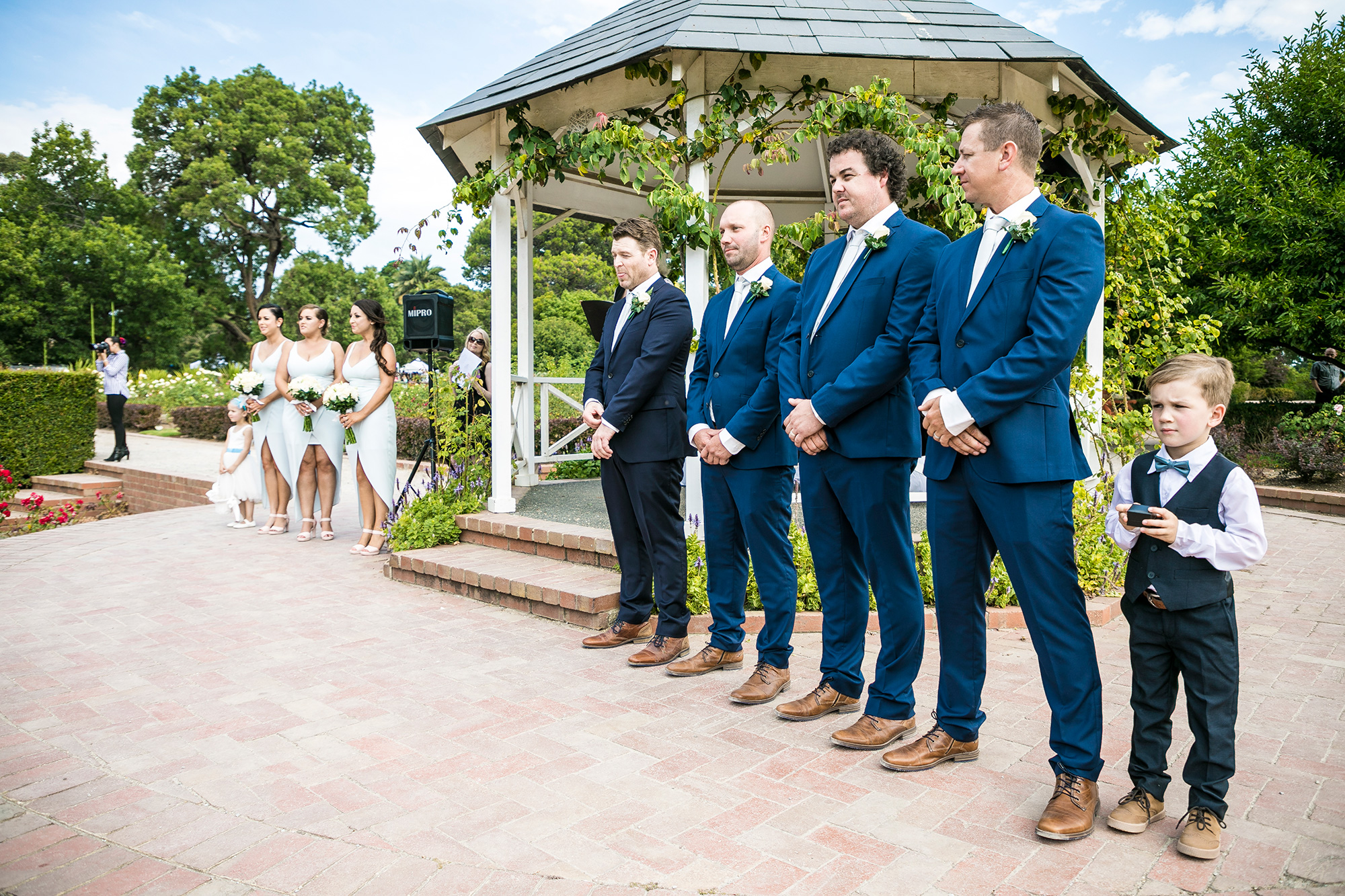 Amy_James_Beachside-Garden-Wedding_Platform-Eight_019