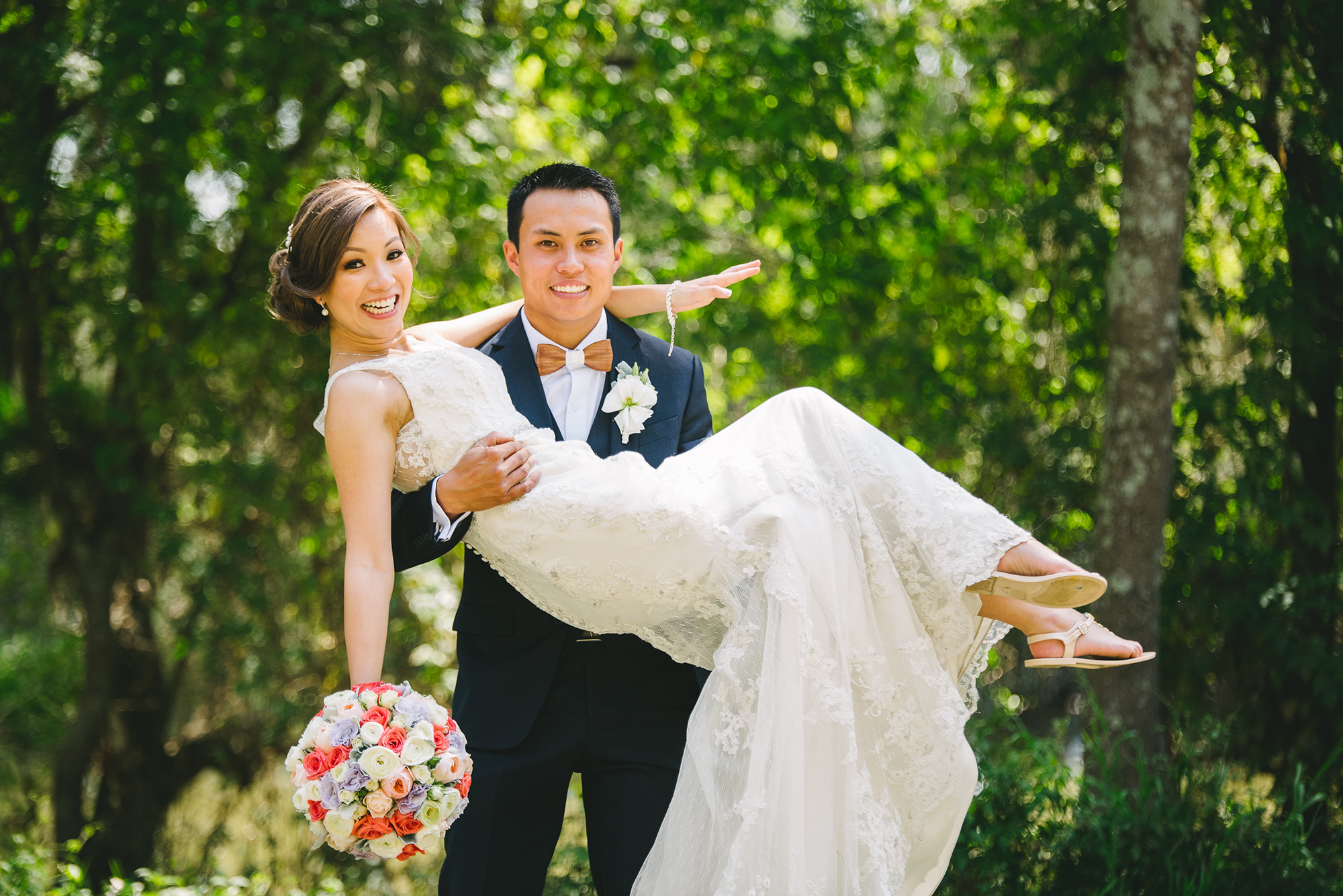 Ann_Andrew_Rustic-Garden-Wedding_019