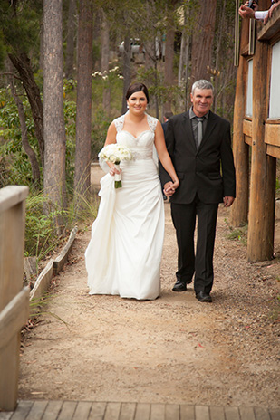 Anna_James_Lakeside-Wedding_309_017