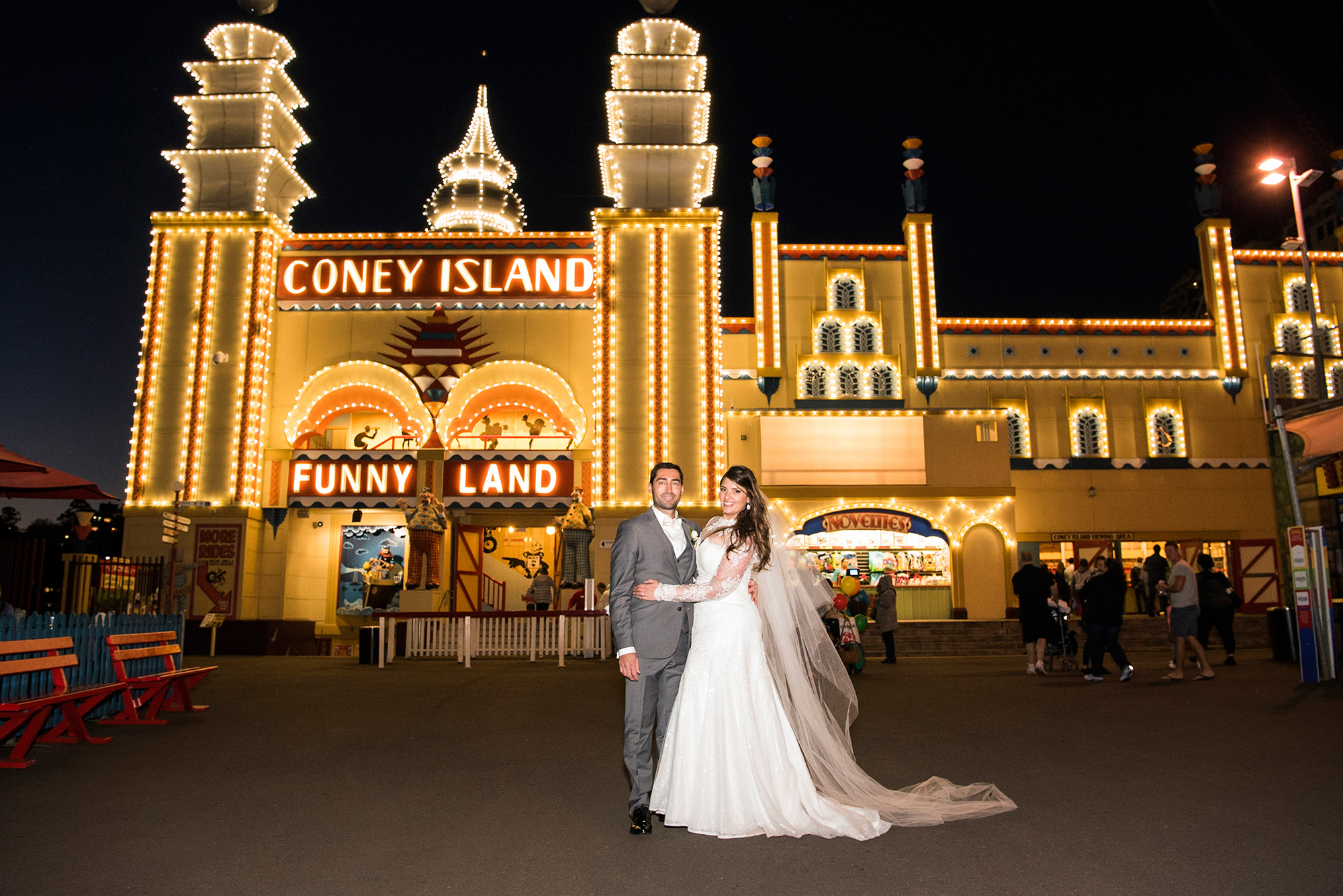 Annette_Anthony_Luna-Park-Wedding_023