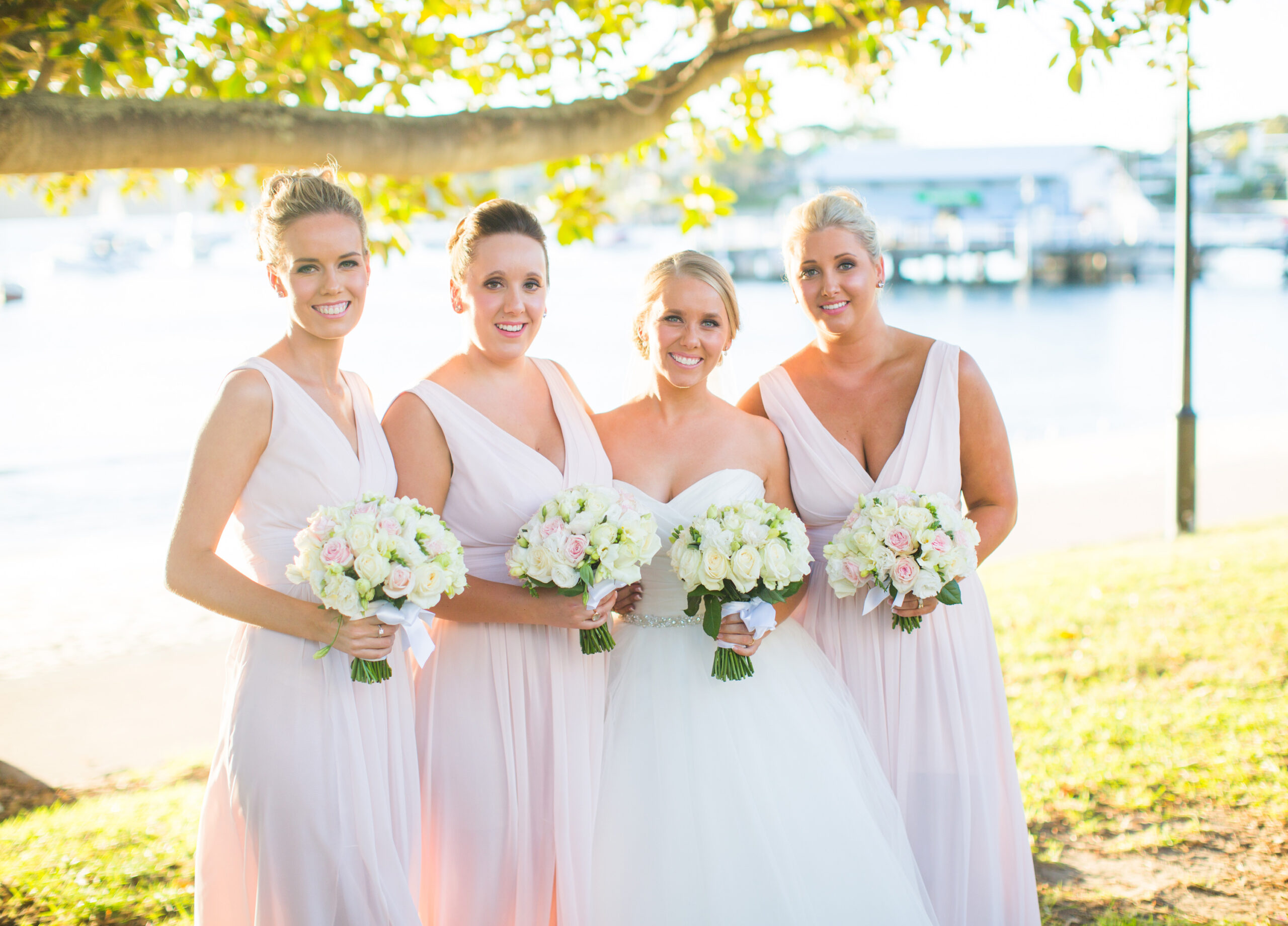 April_Alex_Elegant-Beach-Wedding_010a